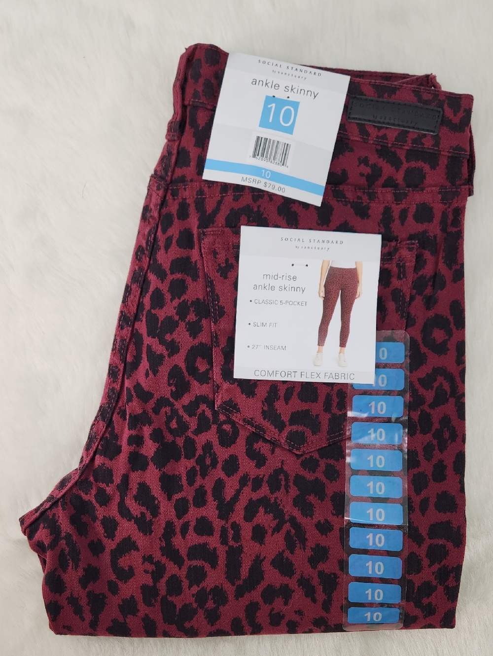 NWT SOCIAL STANDARD Mid-rise Ankle Skinny Jeans, Size 10, Sketchy Cheetah